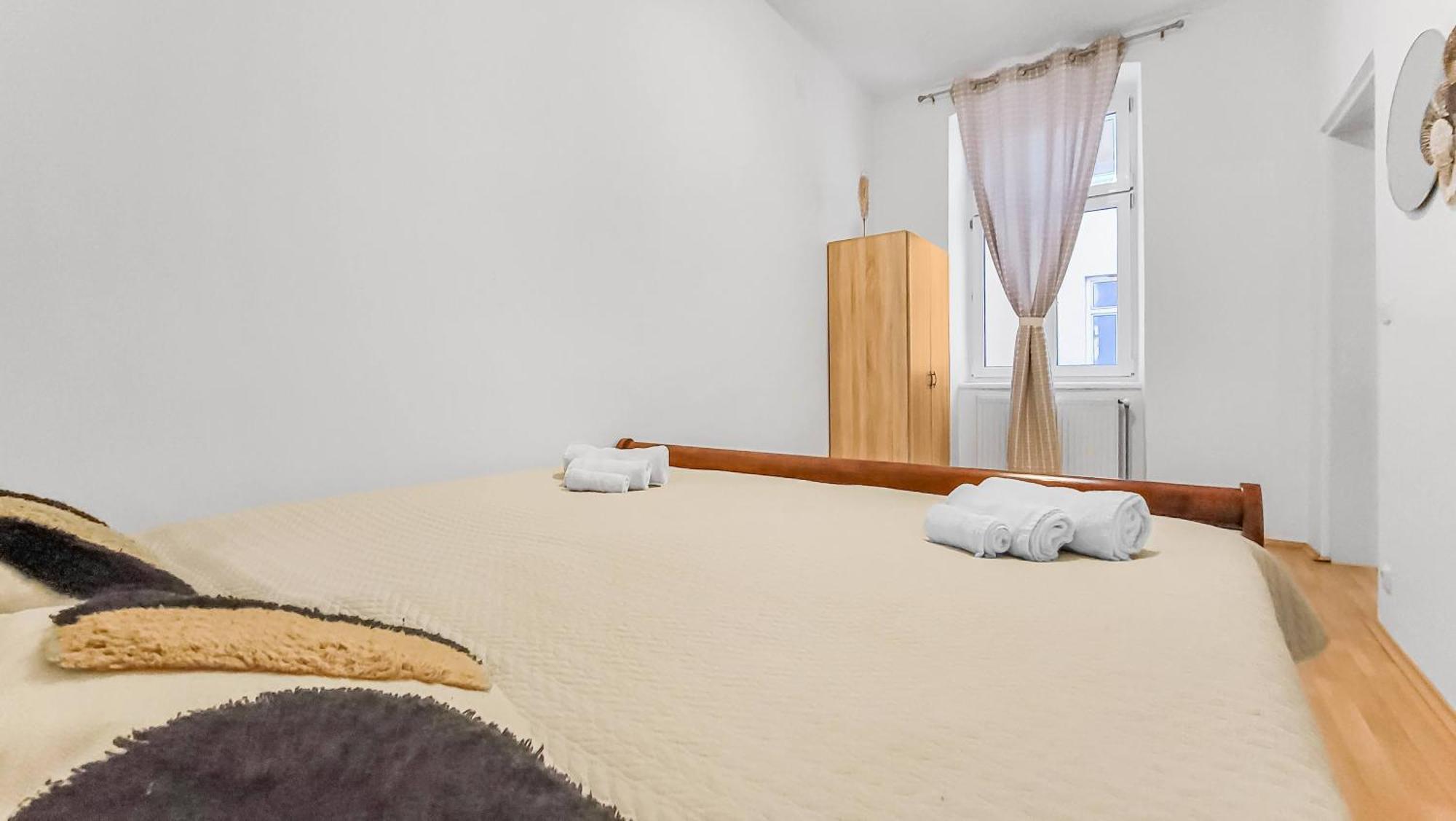 Davidov Stays Danube Vienna Room photo