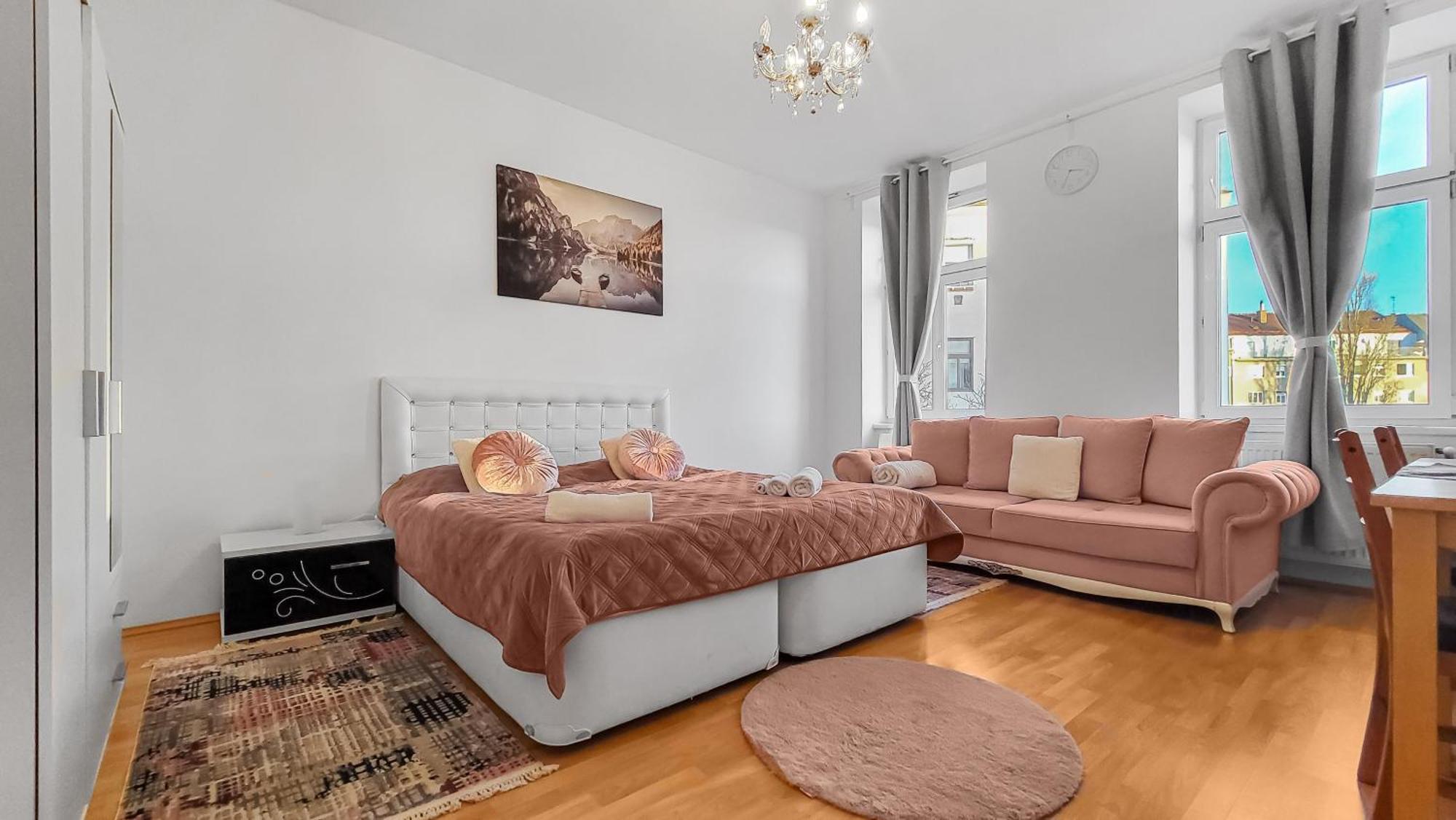 Davidov Stays Danube Vienna Room photo