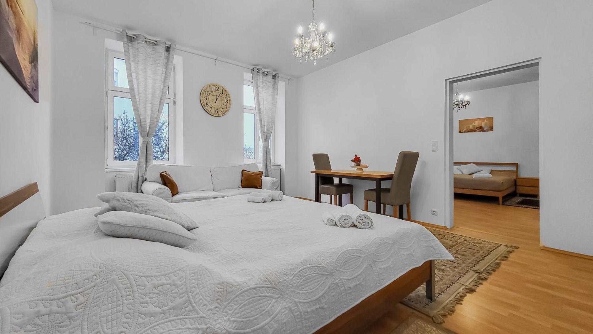 Davidov Stays Danube Vienna Room photo