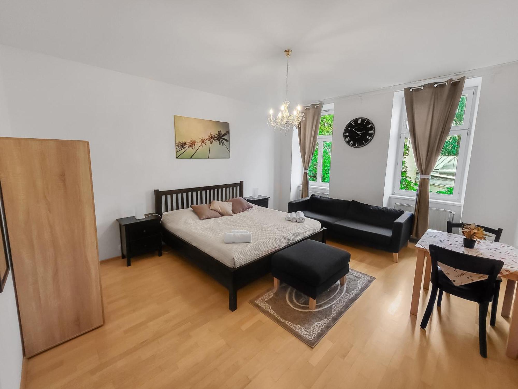 Davidov Stays Danube Vienna Room photo
