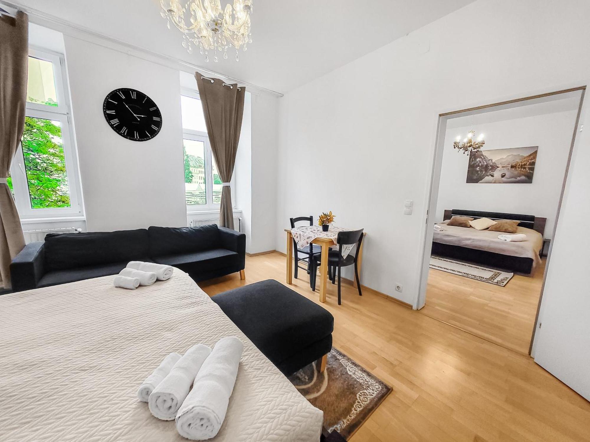 Davidov Stays Danube Vienna Room photo